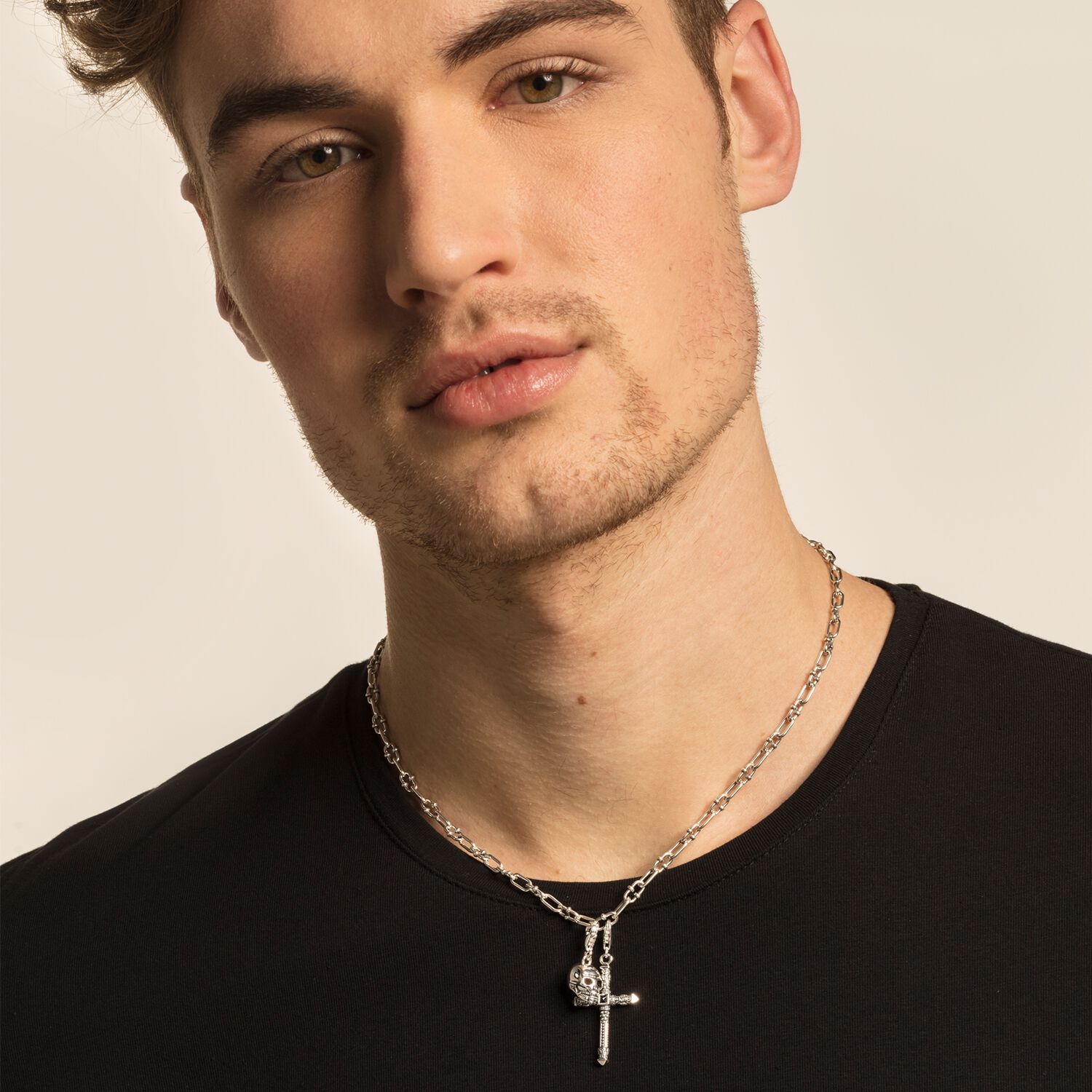 COLGANTE CHARM CRUZ