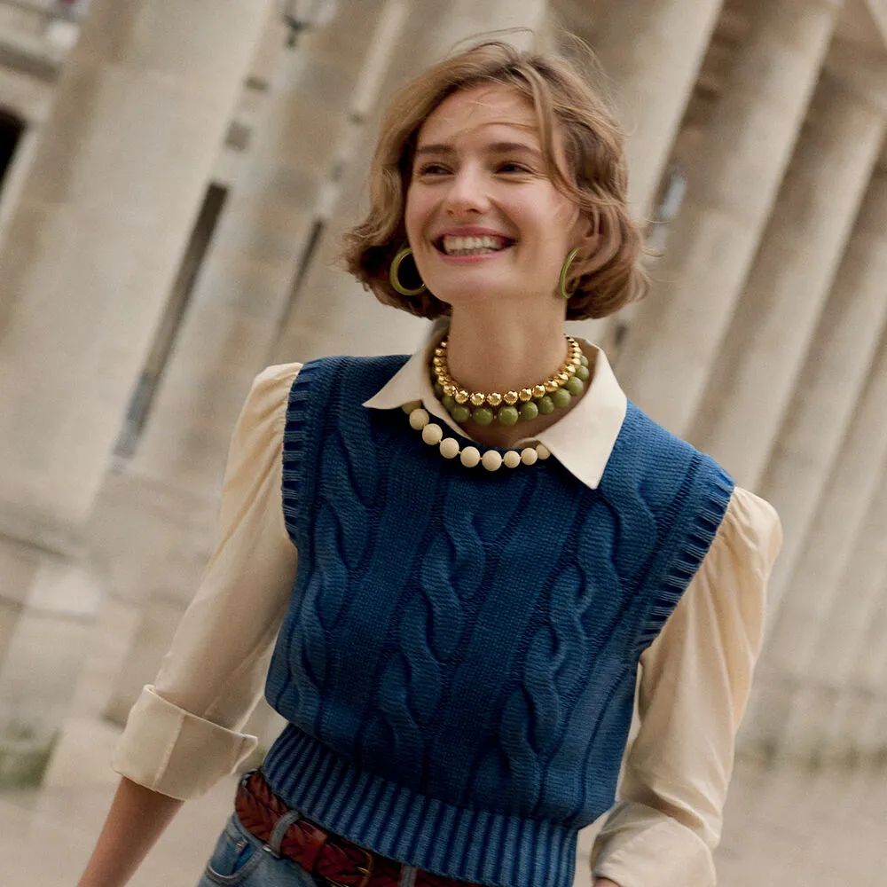Collar corto Agatha Paris Palais Royal de resina caqui y acabado en oro 02670409-222-TU