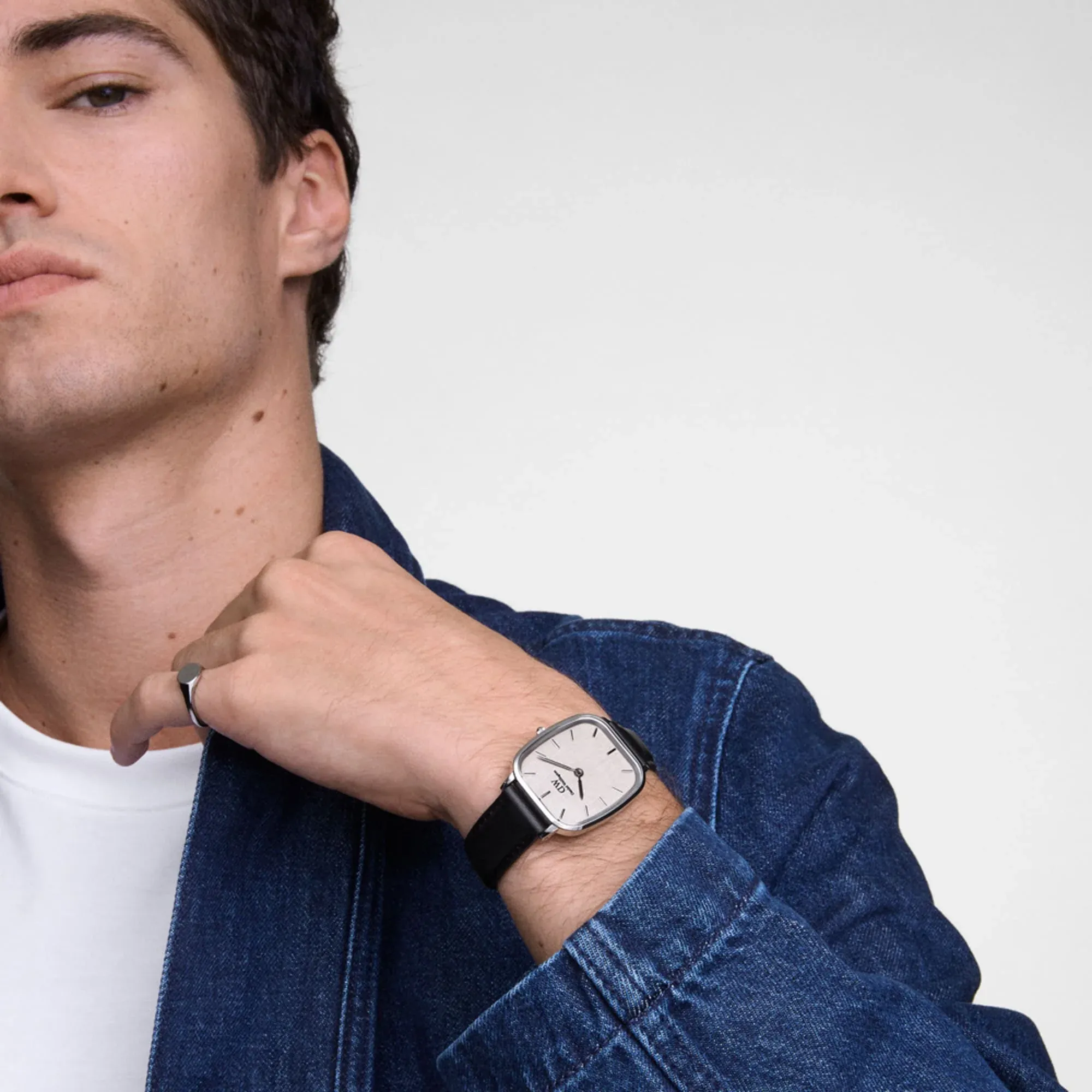 Reloj Daniel Wellington Marlon Sheffield Lino Silver de acero y correa de piel DW00100813